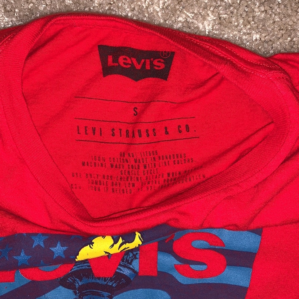 Men’s Red Levi’s Short Sleeve T-Shirt - Picture 3 of 4